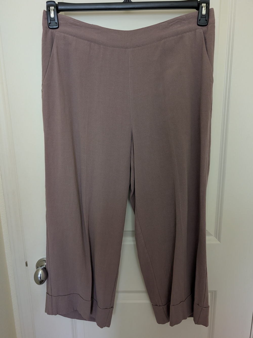 Soft Surroundings Cropped Wide-Leg Pants in Mauve Taupe